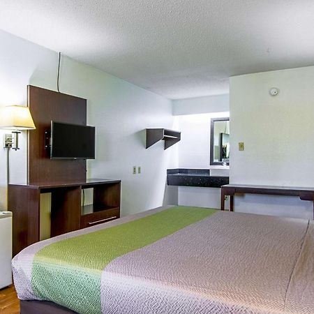 Motel 6-Charlotte, Nc - Airport Екстериор снимка