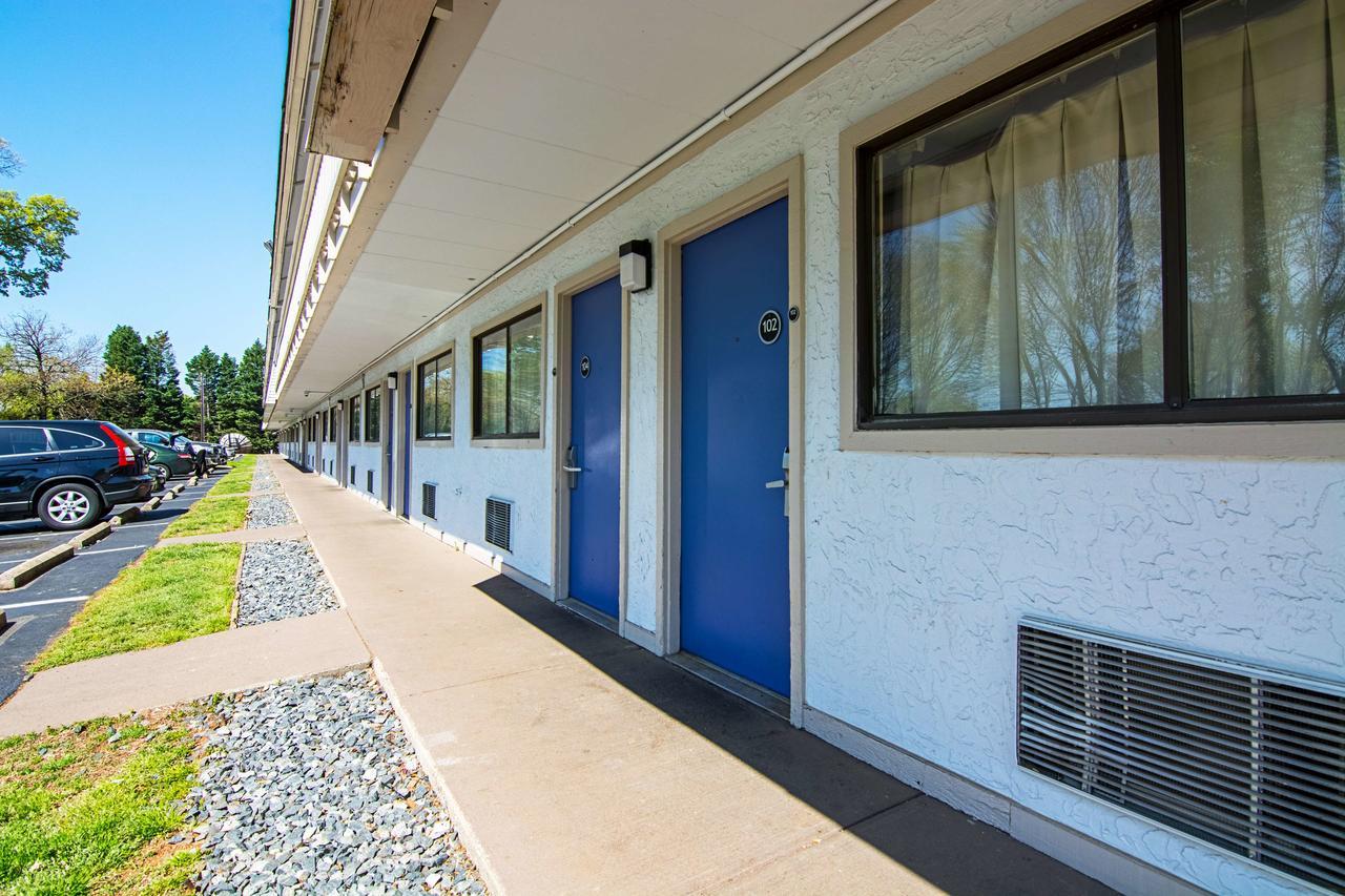 Motel 6-Charlotte, Nc - Airport Екстериор снимка